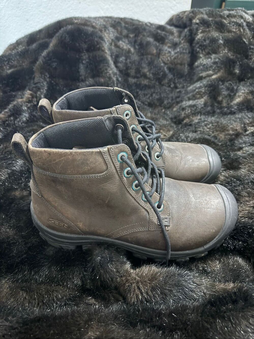 Mens Keen Ontario Leather Boots Shoes Brown  9 chukka shoes